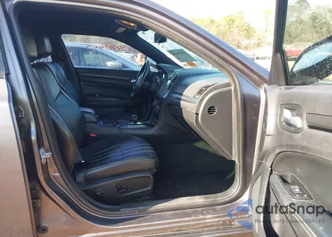 2014 Chrysler 300 300S из США, поврежденный, VIN 2C3CCABG2EH376713